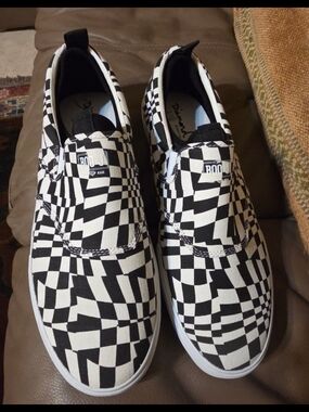 Diamond Supply Co. X Boo Johnson Signature Boo XL Checkered Slip On
 New Sz 12
